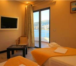 Double room Sea view with Double or Twin bed