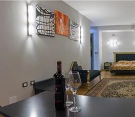 Kocibelli Hotel Pool & Spa