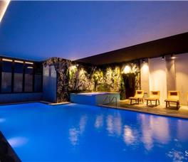 Kocibelli Hotel Pool & Spa