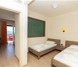 Suite Two-bedroom with Balcony and Sea view