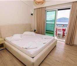 Apartment Duplex with Balcony and Sea View