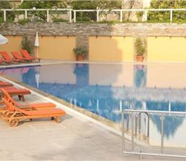 Queen's Park Turkiz Kemer