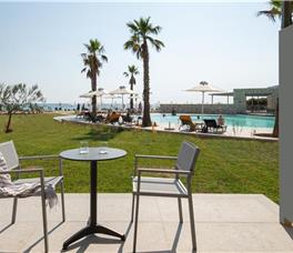 Portes Lithos Luxury Resort