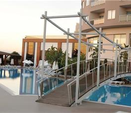 Saturn Palace Resort