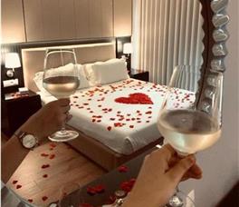 Suite King me pamje nga deti