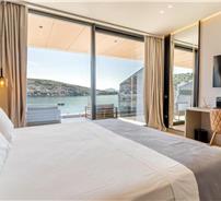 Yacht Premium Hotel