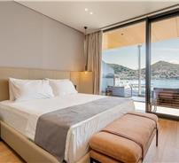 Yacht Premium Hotel