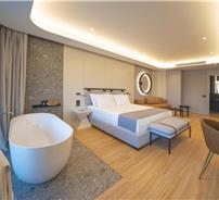 Yacht Premium Hotel