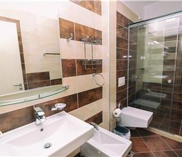 Apartment Two-Bedroom with Balcony and Sea view + extra bed upon request