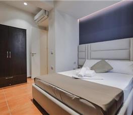 Four-bedded Room Deluxe