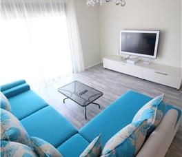 Apartment Two-bedroom (Double bed + 2 Single beds + Sofa bed)