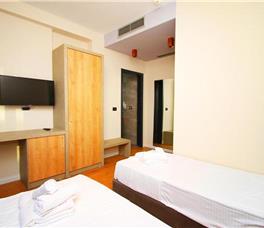 Double room with Double or Twin bed (Building 1)