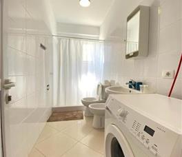 Dhome familjare Penthouse Apartment