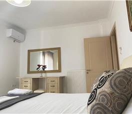 Dhome familjare Penthouse Apartment