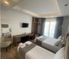 Dhome Treshe Standarte