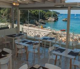 Blue Princess Beach Hotel & Suites