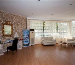 Blue Princess Beach Hotel & Suites