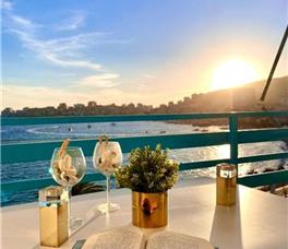 Aquamarine Apartments