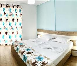 Aquamarine Apartments