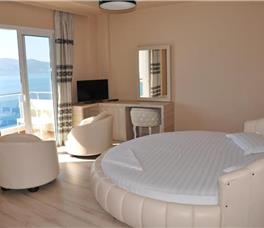 Junior suite with Balcony and Sea view