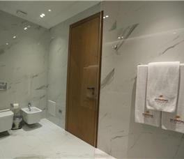 Supreme Resort (Guarantee)