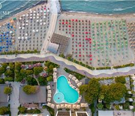 Supreme Resort (Guarantee)