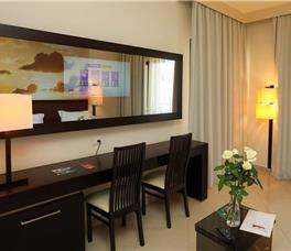 Dhome dyshe Deluxe me pamje nga deti BB