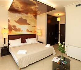 Dhome dyshe Deluxe me pamje nga deti FB