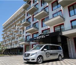 Frojd Kune Resort & Beach (Frojd 2)