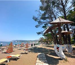 Frojd Kune Resort & Beach (Frojd 2)