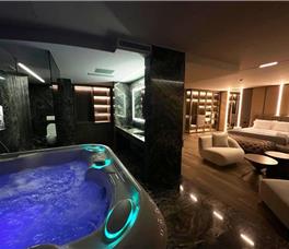 Frojd Kune Resort & Beach (Frojd 2)