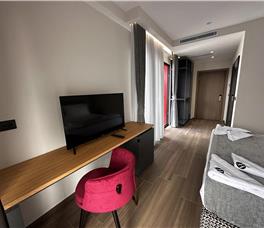 Frojd Kune Resort & Beach (Frojd 2)