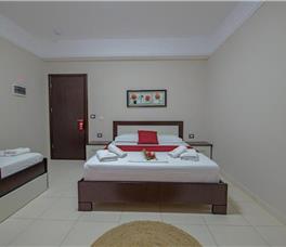 Dhome Treshe me ballkon dhe me pamje nga deti