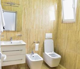 Dhome familjare Krevat dopio + Krevat tek + Divan
