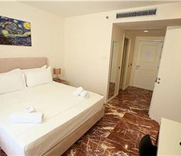 Durres Bay Hotel 