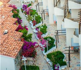Bougainville Bay Resort & Spa
