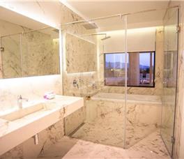 Bougainville Bay Resort & Spa