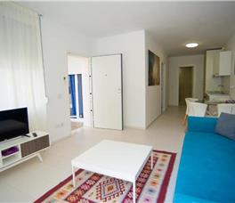 Apartment Two-bedroom with Patio (3 people) BB