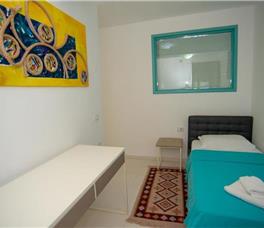 Apartment Two-bedroom with Patio (3 people) BB