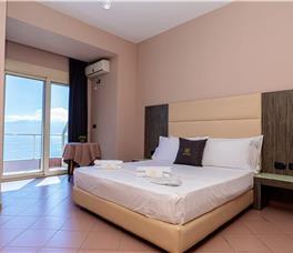 Double room Deluxe with Sea view and Balcony, HB