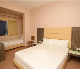 Triple room Standard without sea view, HB