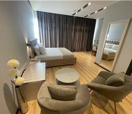 Dhome dyshe Superiore me pamje nga deti