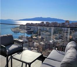 Suite junior me pamje nga deti