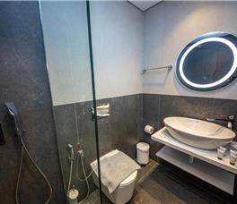 Double room Deluxe Ground Floor with Balcony (no view)