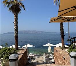 Joelle Premium Hotel