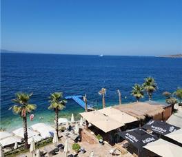 Joelle Premium Hotel