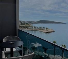 Joelle Premium Hotel