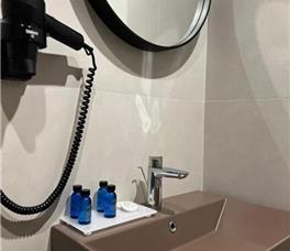 Joelle Premium Hotel