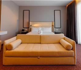 Amelia Mare - Guarantee 2025