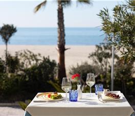 Grand Blue Fafa Resort B